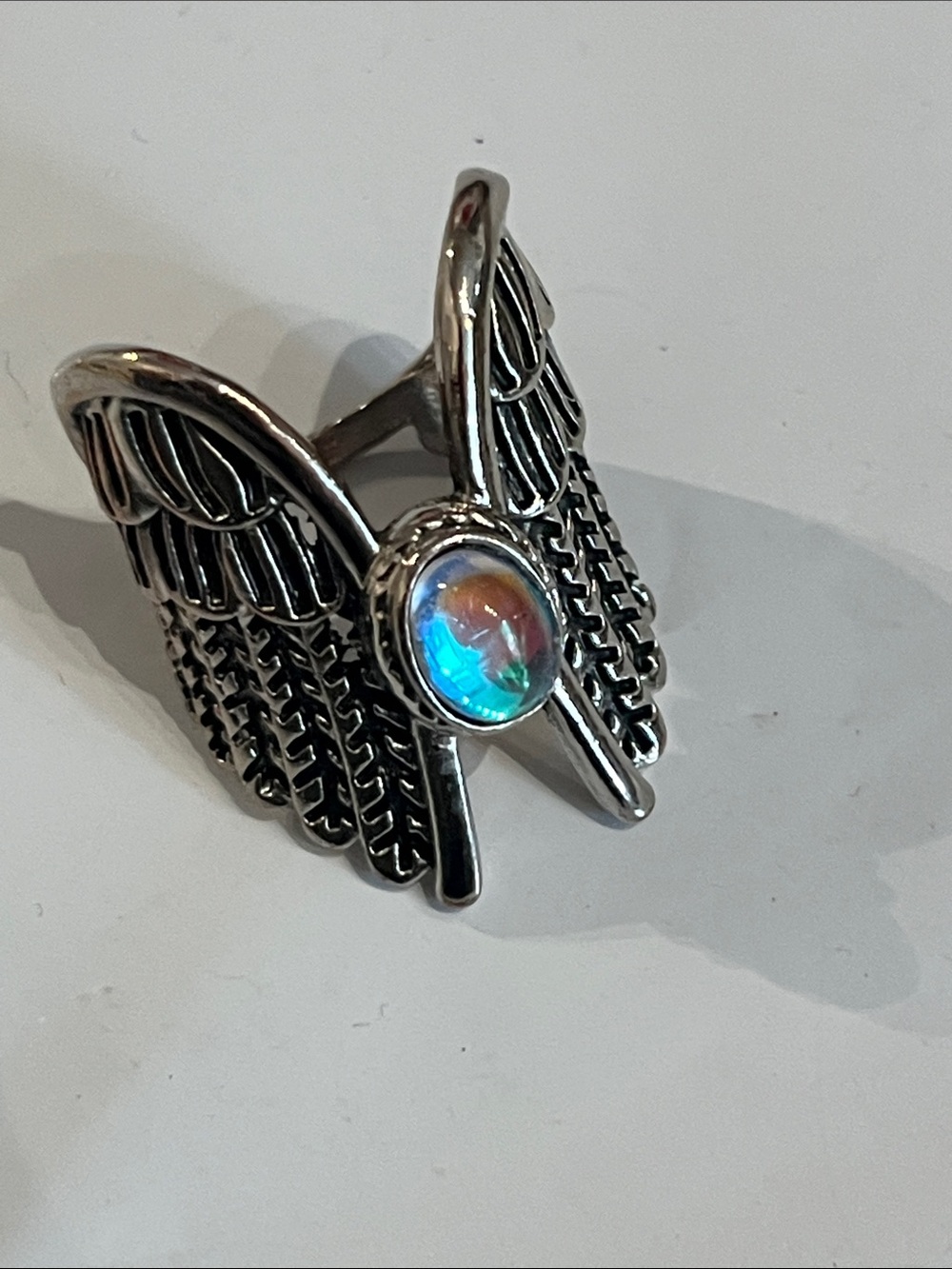 925 silver wings ring with moonstone sz 8, great cond